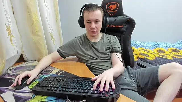 Snapshot of iliaskrislove chatting on October 25, 4:13 pm iliaskrislove online show from October 25, 4:13 pm