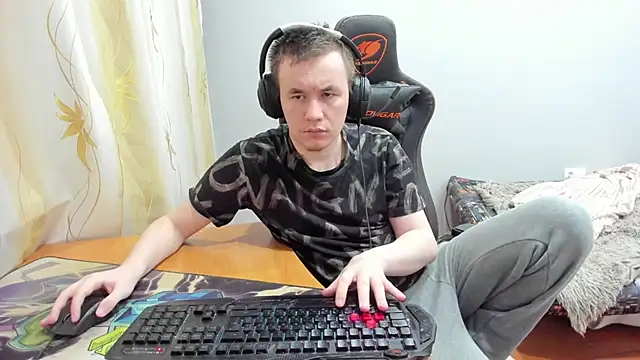 Snapshot of iliaskrislove chatting on November 5, 11:27 pm iliaskrislove online show from November 5, 11:27 pm