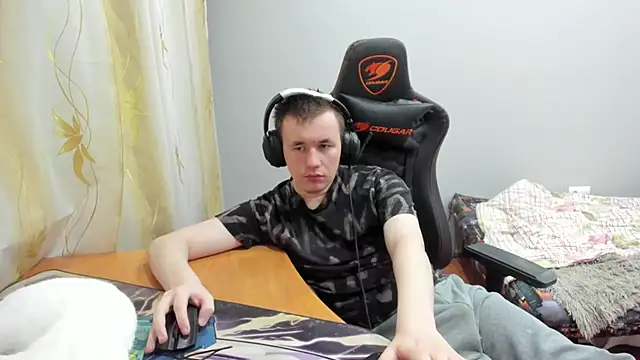 Snapshot of iliaskrislove chatting on November 7, 1:00 pm iliaskrislove online show from November 7, 1:00 pm