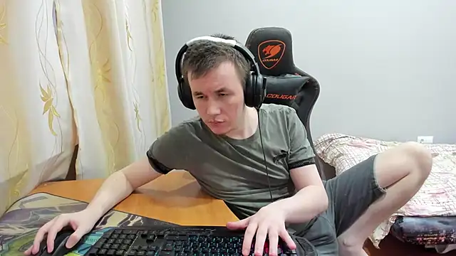 Snapshot of iliaskrislove chatting on November 13, 3:49 am iliaskrislove online show from November 13, 3:49 am