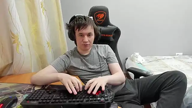 iliaskrislove online show from March 22, 2:04 am