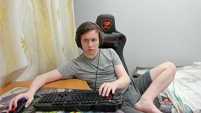 iliaskrislove online show from April 13, 10:26 pm