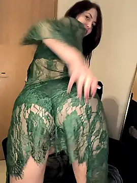 Linalicious online show from December 20, 7:28 pm