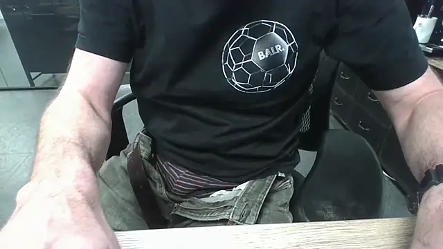 Michealtje85 online show from December 1, 4:12 pm