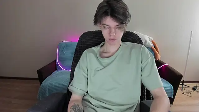 Snapshot of Liam_sexy1 chatting on January 10, 9:02 am Liam sexy1 online show from January 10, 9:02 am