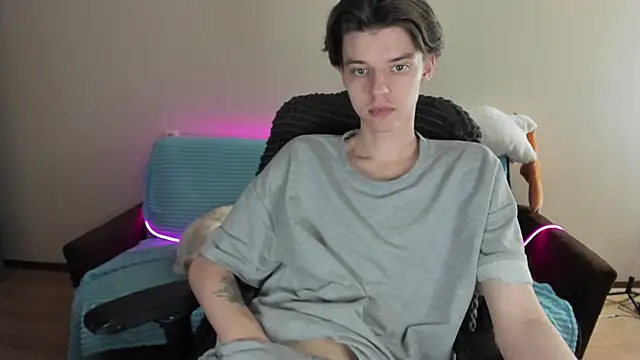 Snapshot of Liam_sexy1 chatting on January 22, 12:49 pm Liam sexy1 online show from January 22, 12:49 pm