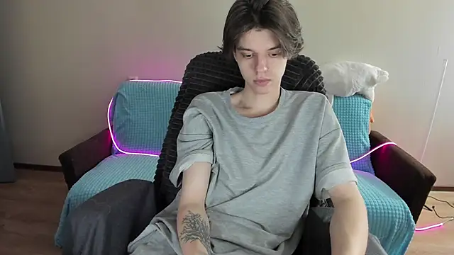 Snapshot of Liam_sexy1 chatting on February 1, 1:09 pm Liam sexy1 online show from February 1, 1:09 pm