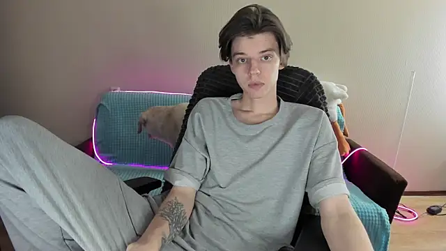 Snapshot of Liam_sexy1 chatting on February 3, 2:55 pm Liam sexy1 online show from February 3, 2:55 pm