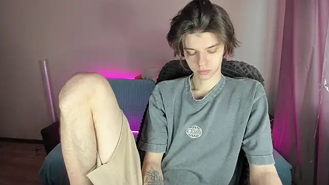 Snapshot of Liam_sexy1 chatting on March 4, 8:13 am Liam sexy1 online show from March 4, 8:13 am