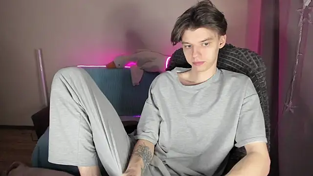 Snapshot of Liam_sexy1 chatting on March 21, 7:24 pm Liam sexy1 online show from March 21, 7:24 pm