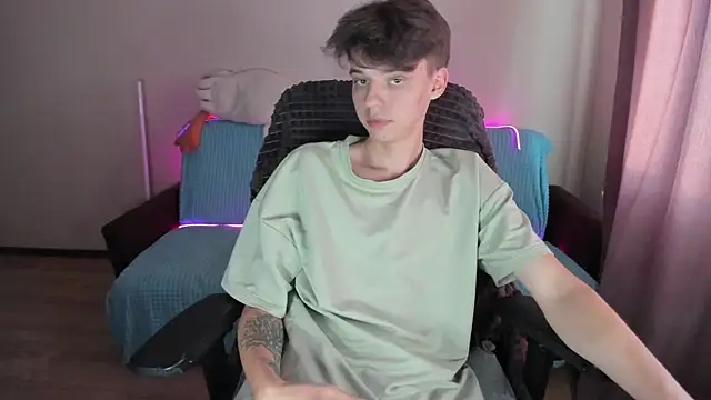 Snapshot of Liam_sexy1 chatting on September 25, 2:54 pm Liam sexy1 online show from September 25, 2:54 pm