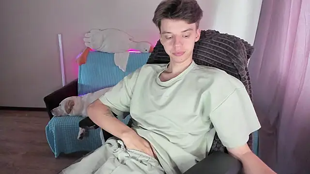 Snapshot of Liam_sexy1 chatting on September 26, 8:40 am Liam sexy1 online show from September 26, 8:40 am