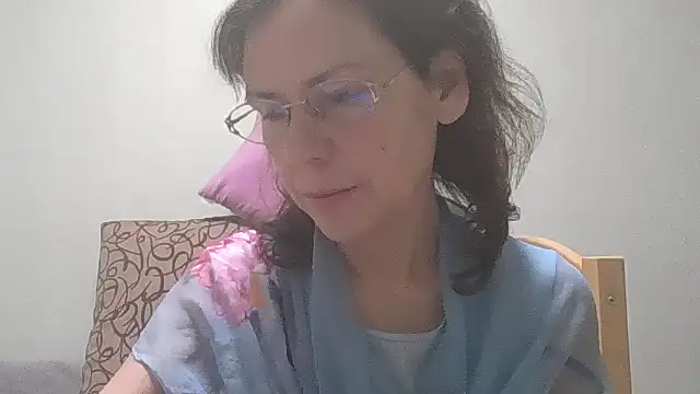 HollyJewel online show from January 21, 6:12 pm