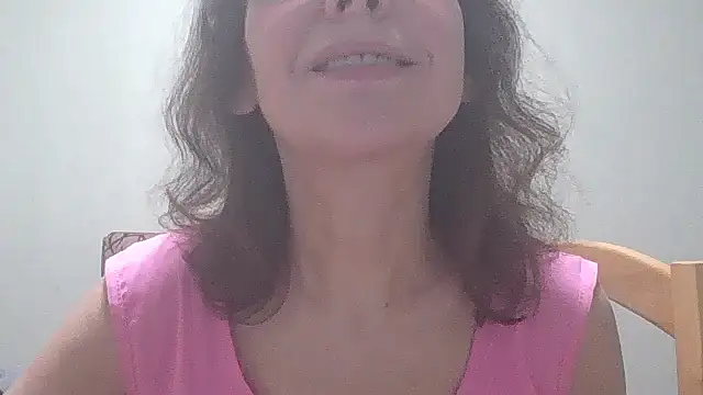 HollyJewel online show from February 24, 6:36 pm