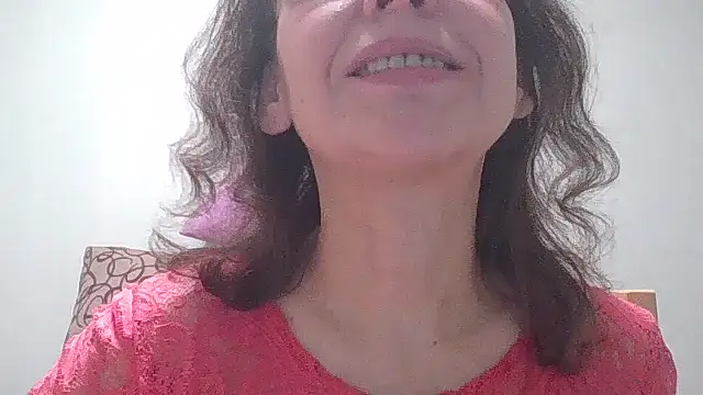 HollyJewel online show from March 11, 5:35 pm