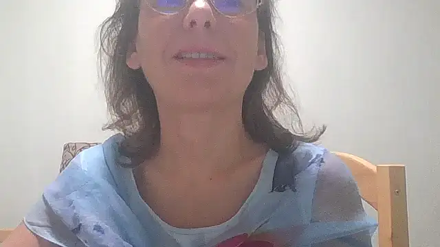 HollyJewel online show from September 30, 5:18 pm