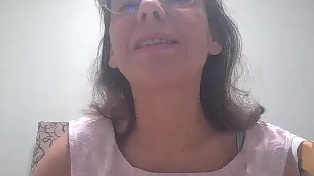 HollyJewel online show from October 2, 5:53 pm