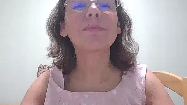 HollyJewel online show from October 14, 5:03 pm