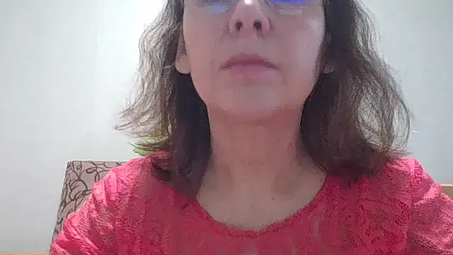 HollyJewel online show from December 23, 9:40 am