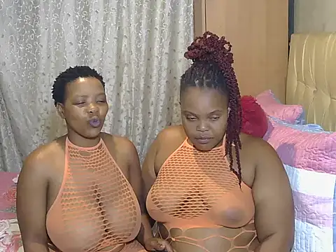 Xxxsluts online show from April 18, 8:09 pm