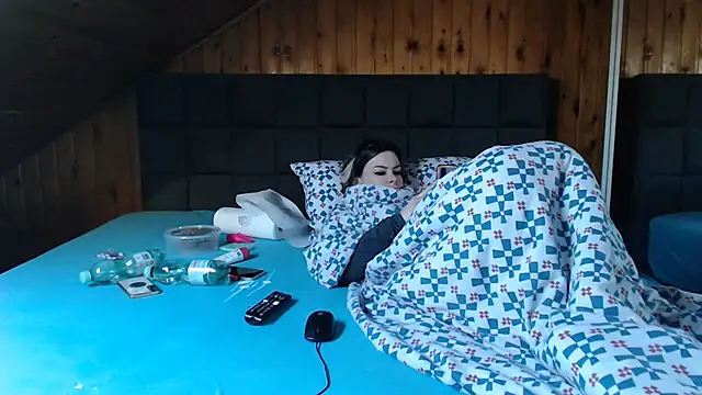 BoeseMoni1998 online show from March 9, 7:34 am