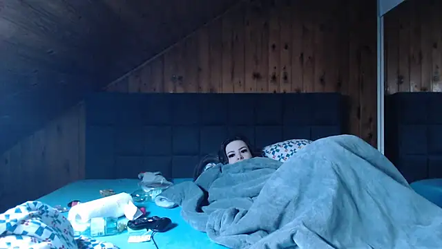 BoeseMoni1998 online show from March 15, 6:47 am