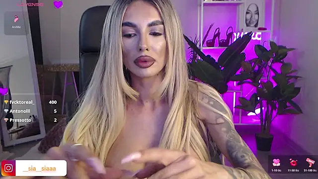 ArianaArianna online show from April 18, 7:58 pm