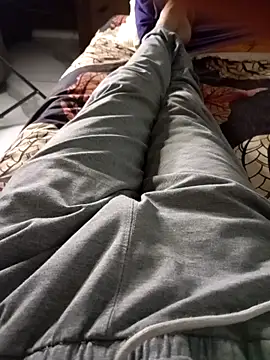 Snapshot of vamphunt130 chatting on March 6, 10:15 pm vamphunt130 online show from March 6, 10:15 pm