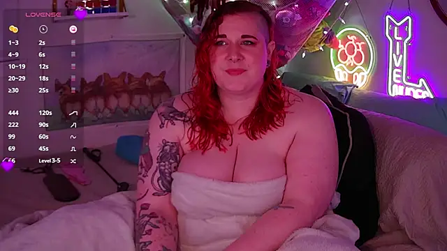 opalreigning online show from November 3, 11:11 am