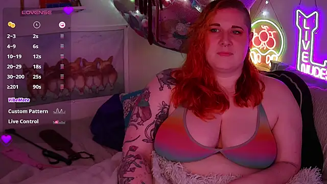 opalreigning online show from April 22, 8:06 am