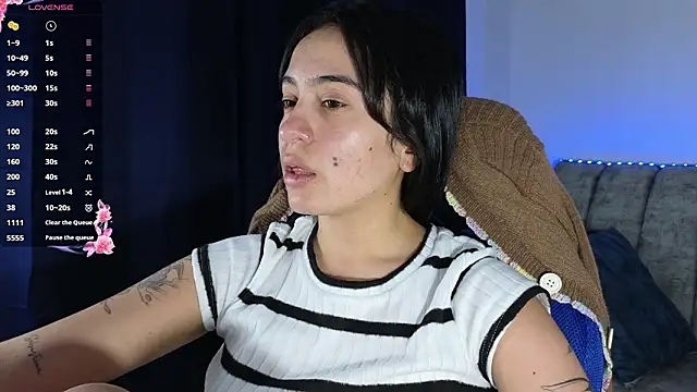 ZaraDames  online show from March 3, 4:51 am