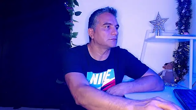 golden punisher online show from December 24, 5:27 am