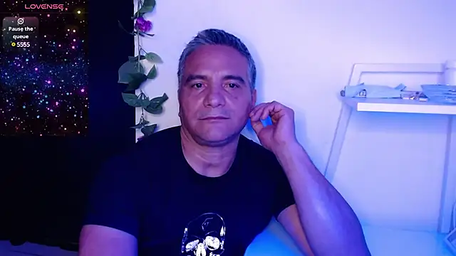 golden punisher online show from January 15, 8:09 am