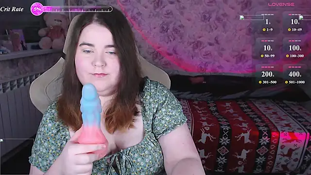 Estelle Hicks online show from February 21, 6:42 pm