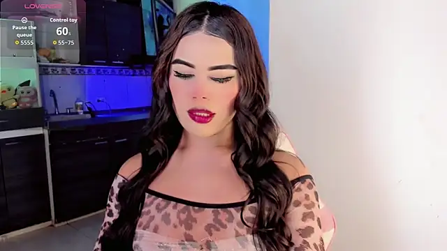 Snapshot of LittleEmmaa chatting on March 12, 3:29 pm LittleEmmaa online show from March 12, 3:29 pm