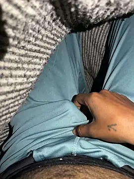 vikas13155 online show from February 15, 6:12 am