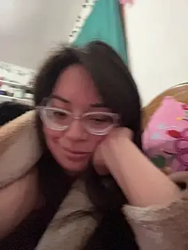 Snapshot of indiegirl666 chatting on April 6, 3:37 am indiegirl666 online show from April 6, 3:37 am