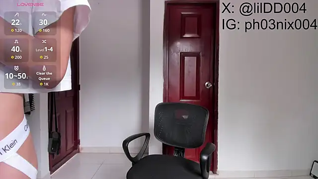 Danni boy online show from April 11, 4:11 pm