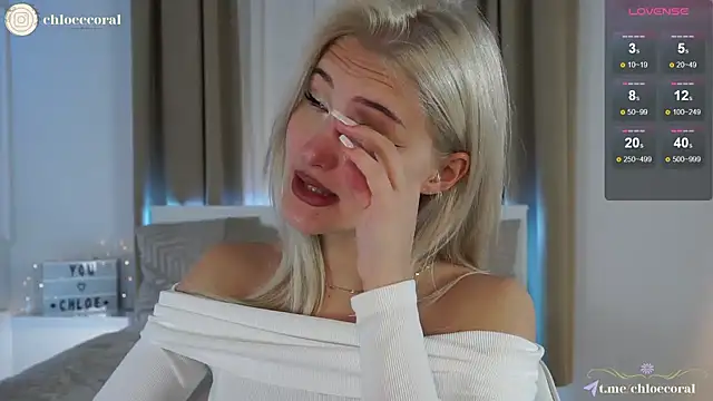 Snapshot of ChloeCoral chatting on January 19, 11:34 am ChloeCoral online show from January 19, 11:34 am