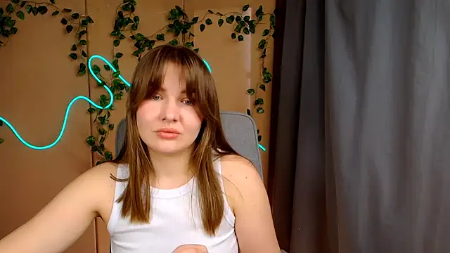 Snapshot of Glory_air chatting on April 27, 6:55 am Glory air online show from April 27, 6:55 am