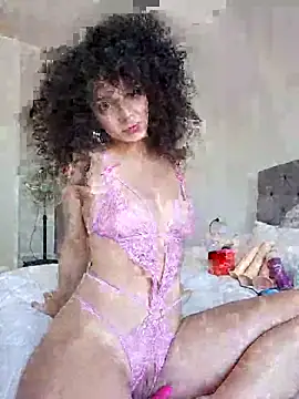 Snapshot of Emily_Posh chatting on September 27, 9:36 am Emily Posh online show from September 27, 9:36 am