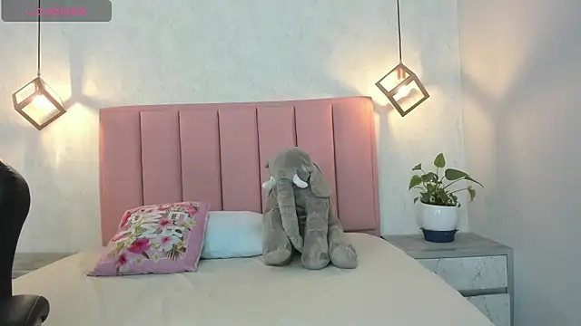 SUNNYCYRUS online show from March 20, 12:22 pm