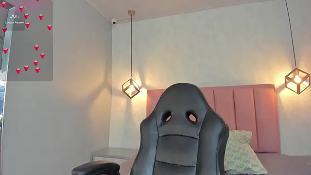 SUNNYCYRUS online show from February 24, 12:47 pm