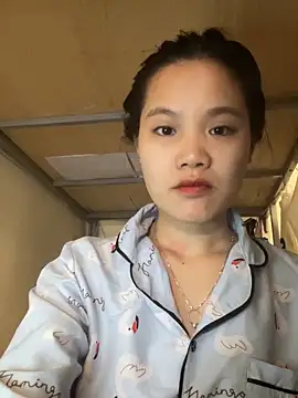 Snapshot of Be-MyMy chatting on January 1, 5:54 am Be-MyMy online show from January 1, 5:54 am