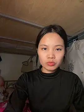 Snapshot of Be-MyMy chatting on February 6, 7:56 am Be-MyMy online show from February 6, 7:56 am