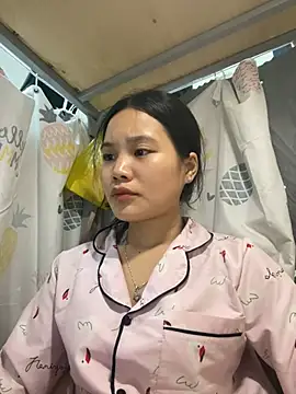 Snapshot of Be-MyMy chatting on February 22, 1:57 pm Be-MyMy online show from February 22, 1:57 pm