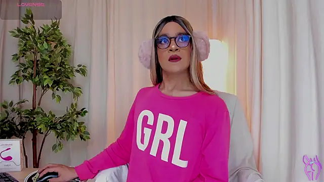 vitta alfayed online show from March 15, 8:10 pm