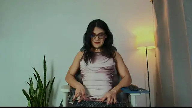 vitta alfayed online show from November 29, 11:08 pm