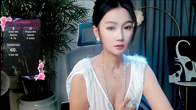 Snapshot of FeiFei-babe chatting on October 11, 12:47 pm FeiFei-babe online show from October 11, 12:47 pm