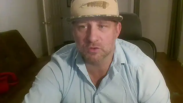 poundyouout69 online show from November 30, 12:47 am